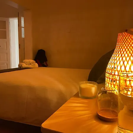 Quarto Grande Com Varanda, Wc Partilhado Séjour chez l'habitant